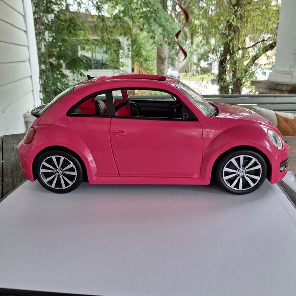 Barbie Volkswagen The Beetle Pink VW Car BJP37 2013 Mattel Style 4 - Picture 4 of 13